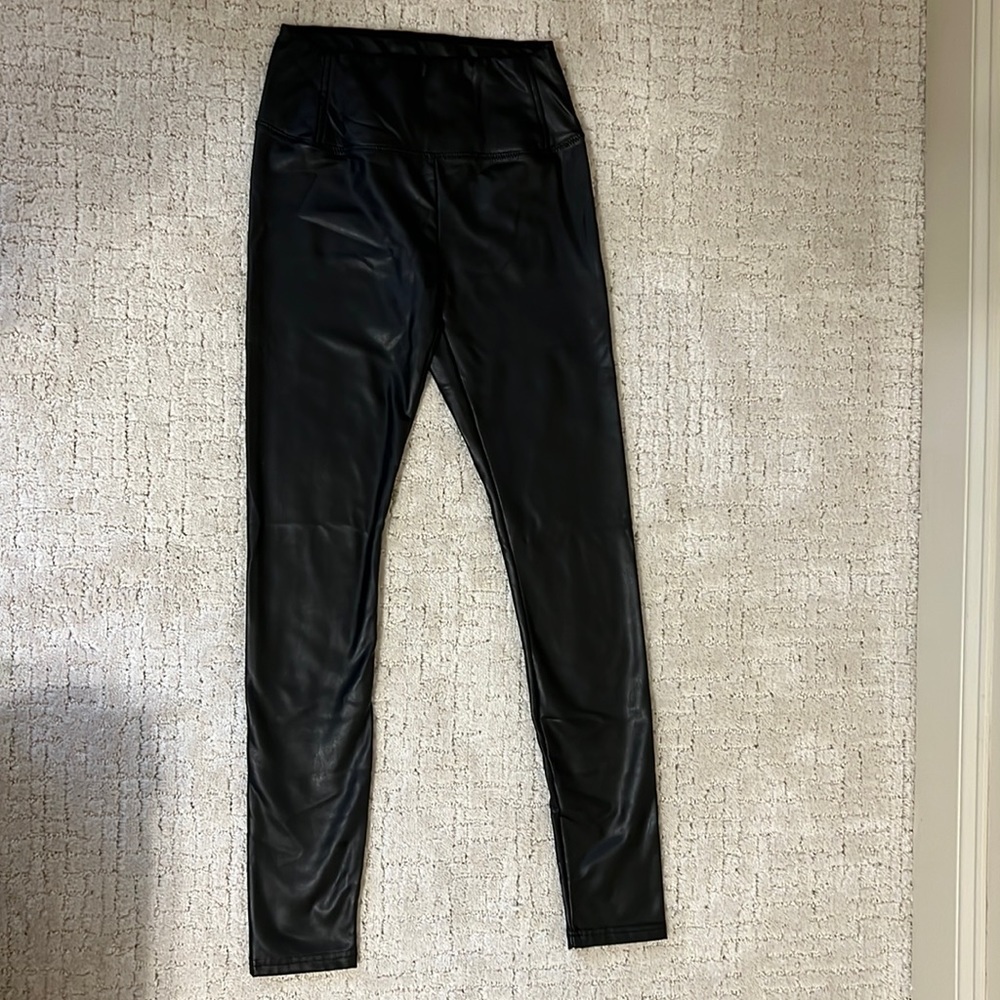 Faux leather 7 For All Mankind leggings, great condition..